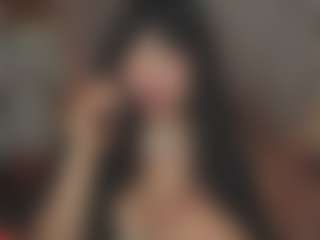 Live cam show with Maddy Trevino - Hairy Pussy on livesexfox.com