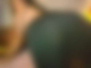 Live cam show with Maddy Trevino - Hairy Pussy on x69.live