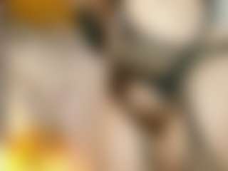 Live cam show with Maddy Trevino - Hairy Pussy on live.xheat.ai