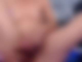 karlota-45's Live Sex Cam Show