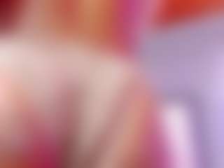Live cam show with BritnySantana777 - Spank on SxyPornLive