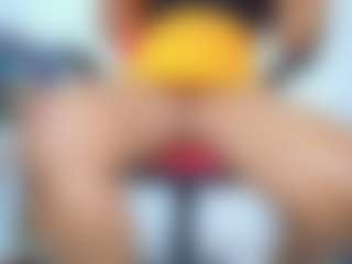 Live cam show with ambar-rose1 - Black Shaved Pussy on Livezox | colombia