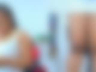 Live cam show with ambar-rose1 - Outside on https://playwithruby.com