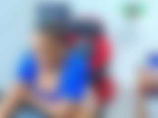 Live cam show with ambar-rose1 - Outside on SmokeAndPoke