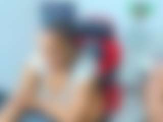 Live cam show with ambar-rose1 - Outside on camtv
