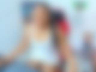 Live cam show with ambar-rose1 - Double Penetration on Camsoda