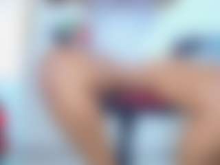 Live cam show with ambar-rose1 - Fingers on Camsoda