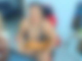 Live cam show with ambar-rose1 - Bikini on Camsoda