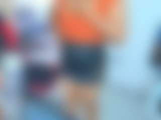 Live cam show with ambar-rose1 - Outside on xfollow cams