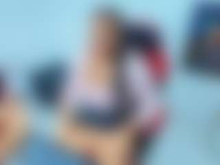 Live cam show with ambar-rose1 - Ebony on Camsoda | colombia