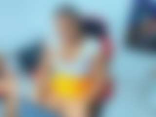 Live cam show with ambar-rose1 - Outside on Camsoda