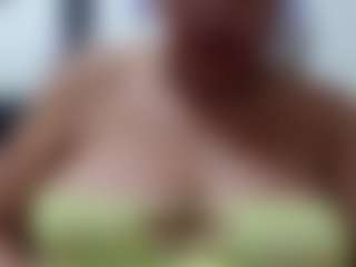 Live cam show with Margaret-milf - Senior on friskycurves.com