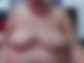 Live cam show with Margaret-milf - Glasses on madthumbs