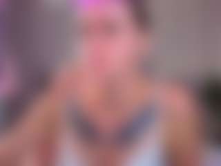Live cam show with MidniggghtSun - Public on Camsoda
