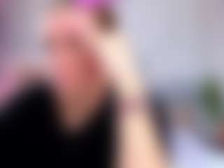 Live cam show with MidniggghtSun - Athletic Lush on Soda Cam
