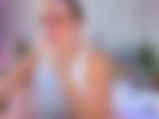 Live cam show with MidniggghtSun - Cosplay Brown Hair on Hubzter Live