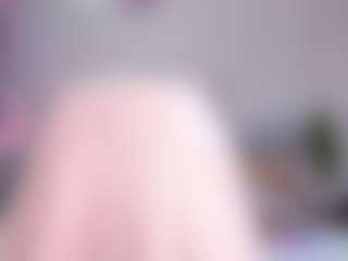 Live cam show with MidniggghtSun - Athletic Amateur on Chatstar
