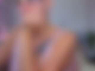 Live cam show with MidniggghtSun - Public on TottyGirls