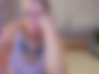 Spettacolo in cam dal vivo con MidniggghtSun - Cosplay su Camsoda