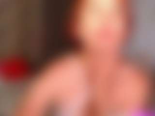 Live cam show with SofiaBlaze - Striptease MILF on Mixed Magazine Live