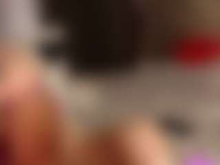 Live cam show with SofiaBlaze - Middle Aged on Cam Slut