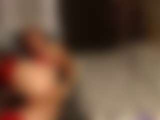 Live cam show with SofiaBlaze - Petite MILF on AdultVida.com