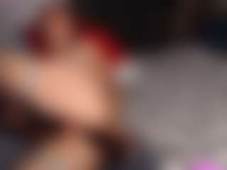 Live-camshow met SofiaBlaze - Public op Camsoda