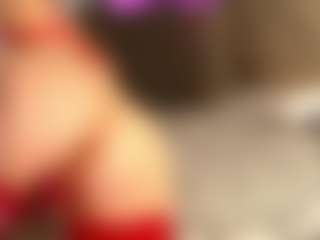 Live cam show with SofiaBlaze - Average on Camsoda Late Night