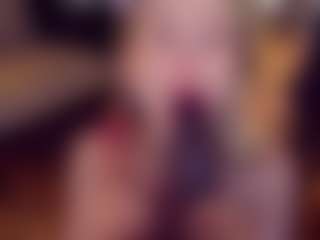 Adabluntaa's Live Sex Cam Show