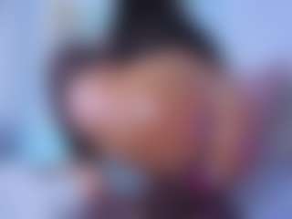 Chlooee's Live Sex Cam Show