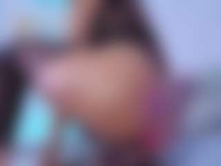 Chlooee's Live Sex Cam Show