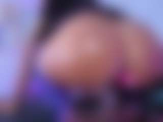 Chlooee's Live Sex Cam Show