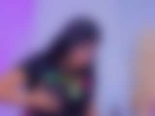 Chlooee's Live Sex Cam Show