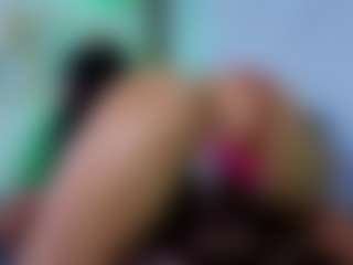 Chlooee's Live Sex Cam Show