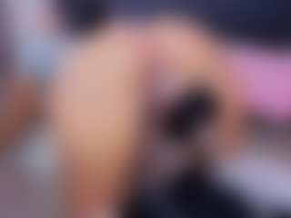 Chlooee's Live Sex Cam Show