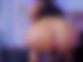 Chlooee's Live Sex Cam Show