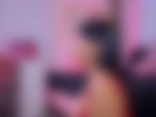 Chlooee's Live Sex Cam Show
