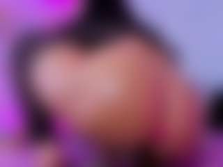 Chlooee's Live Sex Cam Show