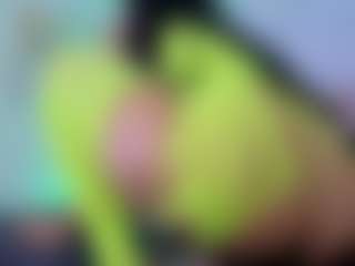 Live cam show with Chlooee - Tease BBW on TottyGirls