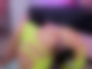 Chlooee's Live Sex Cam Show