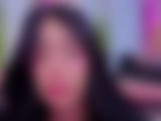 Chlooee's Live Sex Cam Show