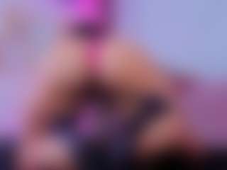 Chlooee's Live Sex Cam Show