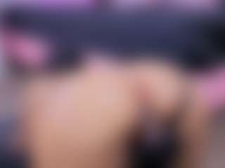 Chlooee's Live Sex Cam Show