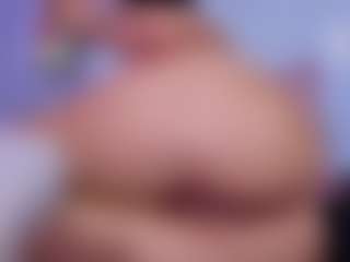Chlooee's Live Sex Cam Show
