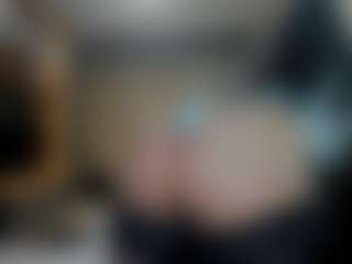 Claire95's Live Sex Cam Show