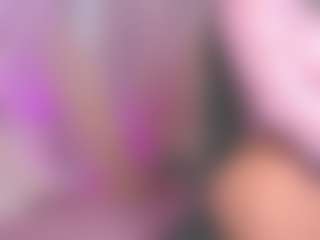 Live cam show with Sarahgrey18 - Implants on Milf Play