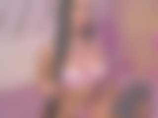 Live cam show with Sarahgrey18 - Implants on Camsoda