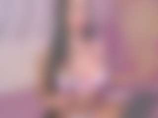 Live cam show with Sarahgrey18 - Sucking on livesuperchat.net