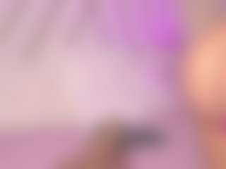 Live cam show with Sarahgrey18 - Sucking on Taboo Cams XXX