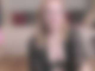 Spettacolo in cam dal vivo con MadissonKiss - Bedroom Red Hair su Camsoda